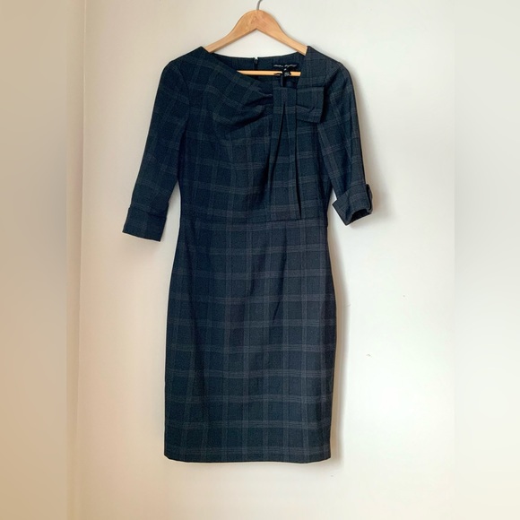 sandro angelozzi Dresses & Skirts - NWT - Femme de carrière - Superb dress